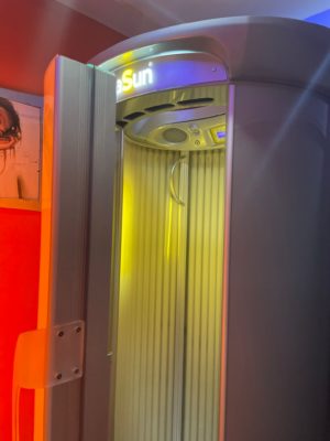 Solarium Vertical Megasun Space 2000  (50 tubos 180 w)