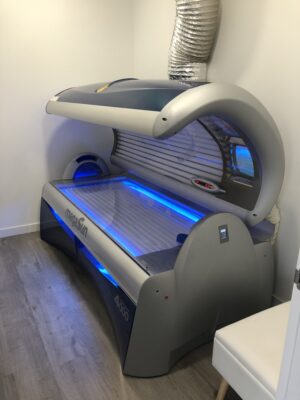 Solarium Horizontal Megasun 4000 Super Power (40 Tubos+3 Faciales)